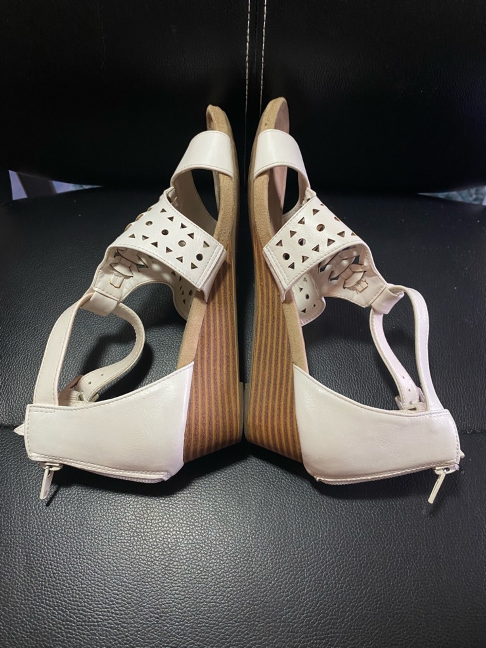 St. John’s Bay White Wedge Sandals with Braided Detail Size 7.5 - Picture 5 of 9